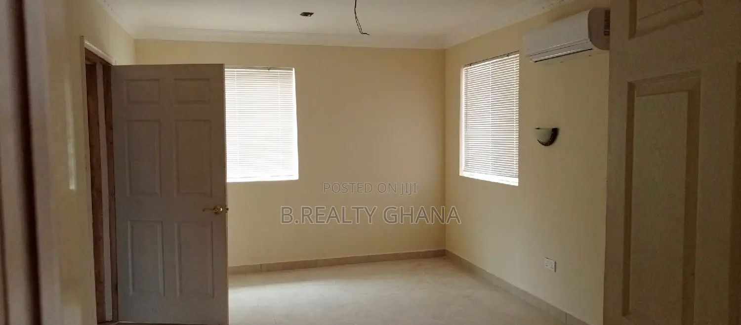 3bdrm Apartment in Gated Estate, Coca Cola for rent