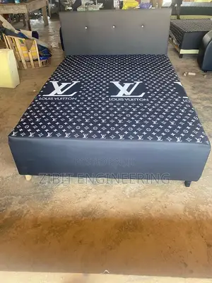 Inbuilt Double Bed