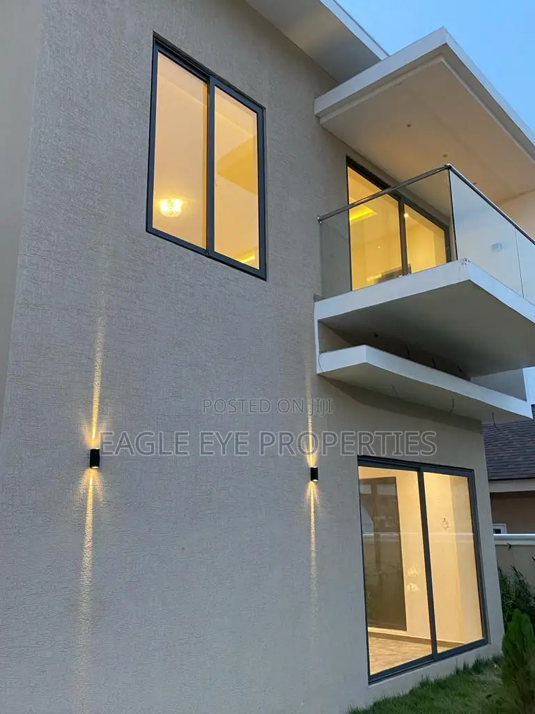 4bdrm House in East Legon for sale