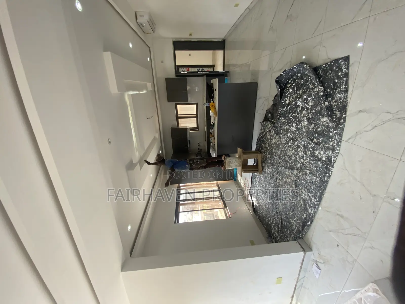 2bdrm Apartment in Tseaddo/Burma Hills, Airport Residential Area