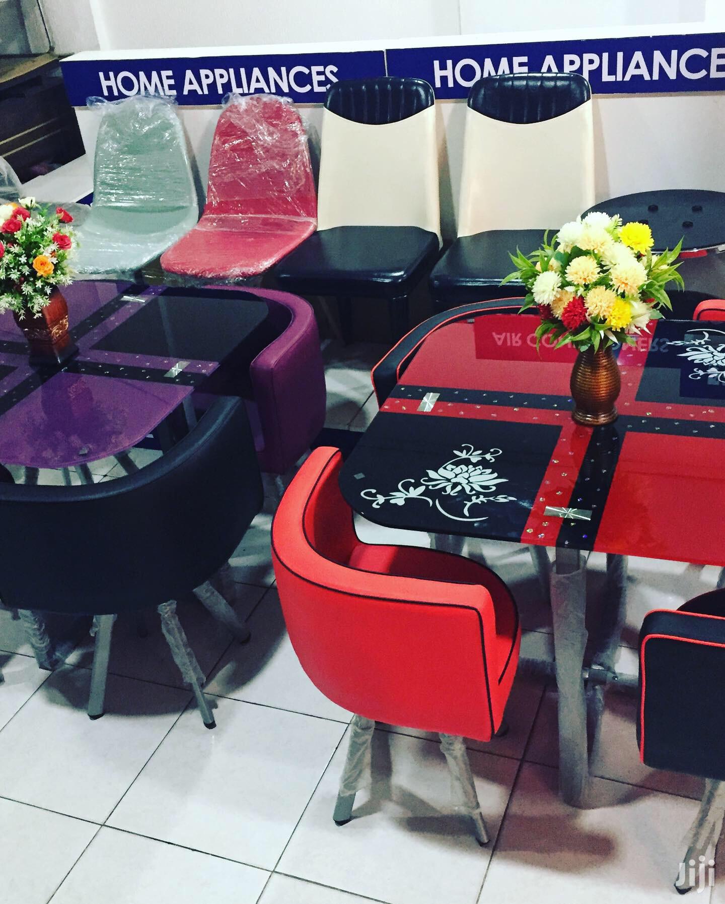 Promotion of 4 Seater Dining Set