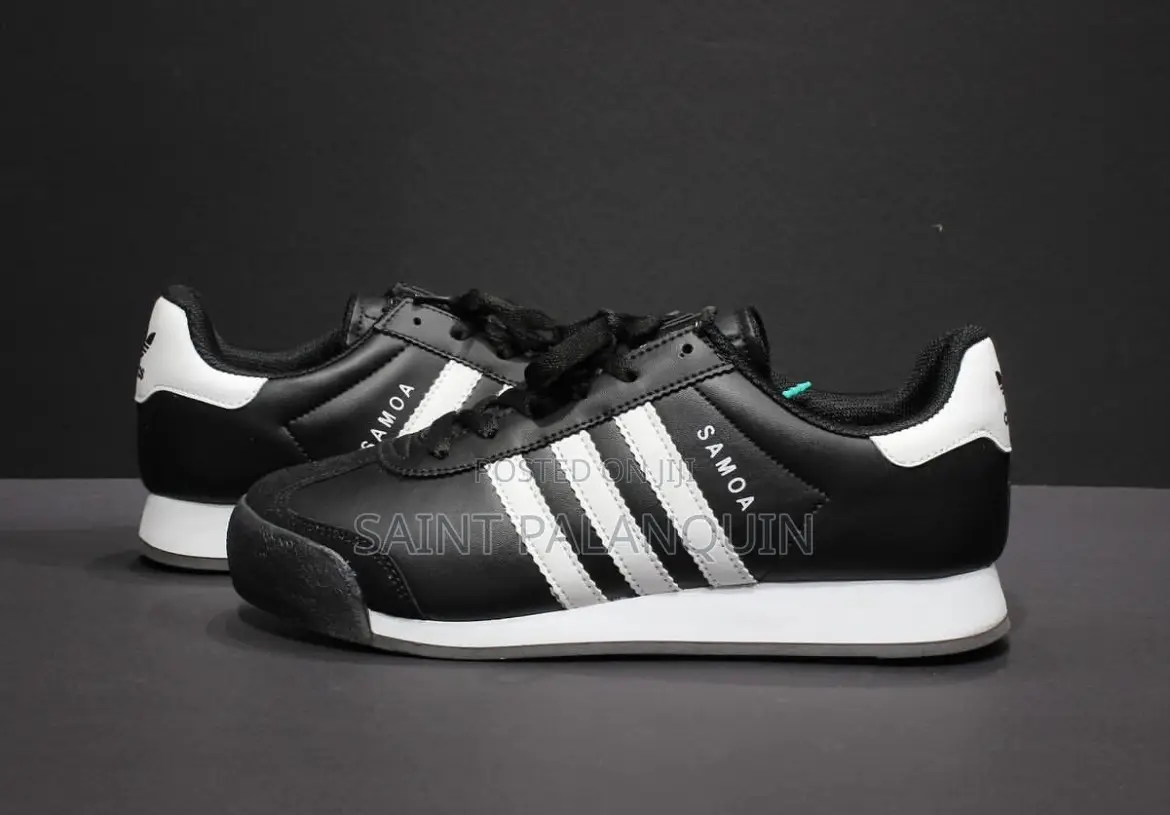 Adidas Sneakers