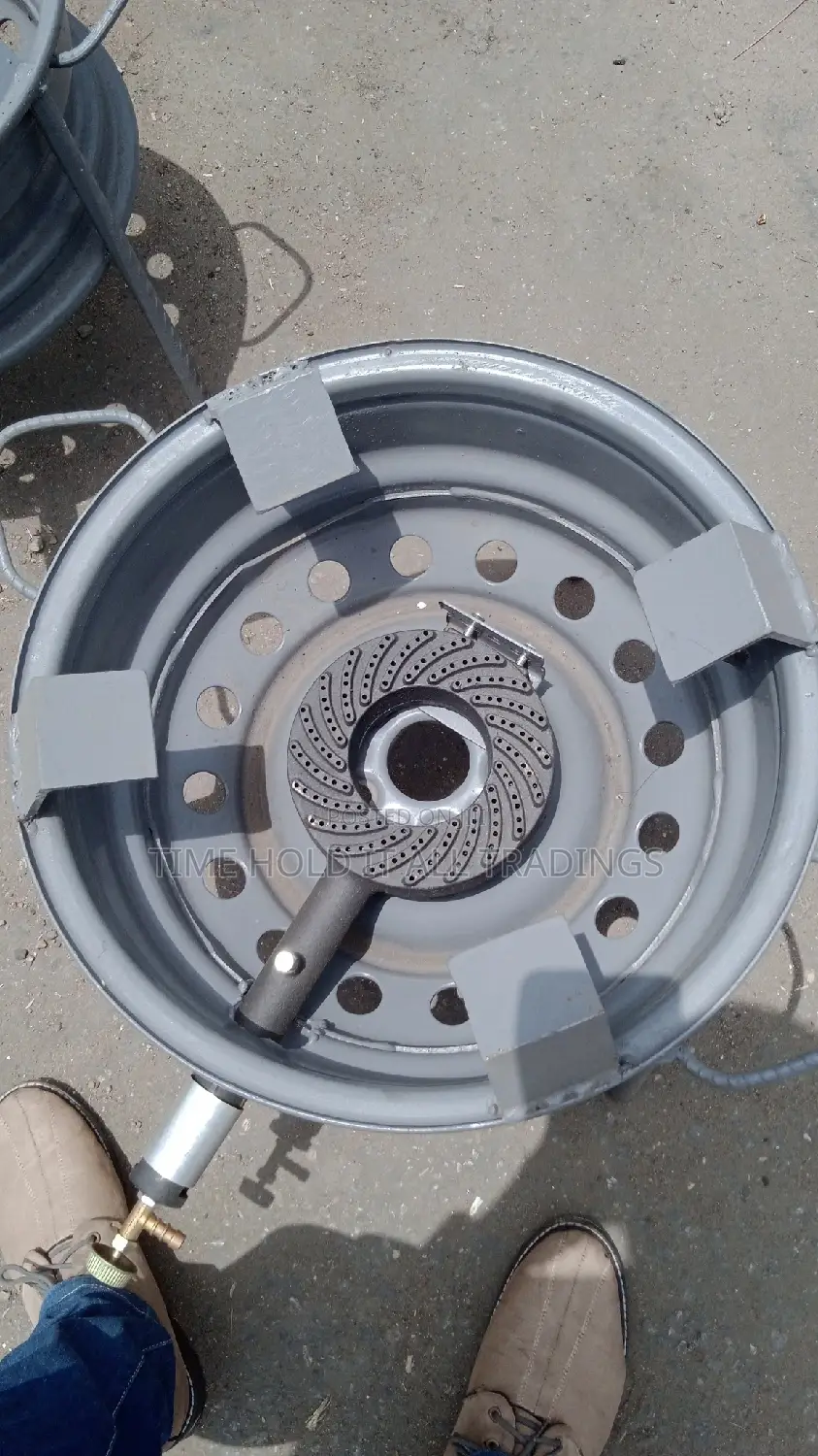 Commercial Gas Stove for Restaurant Used and Other Cooking