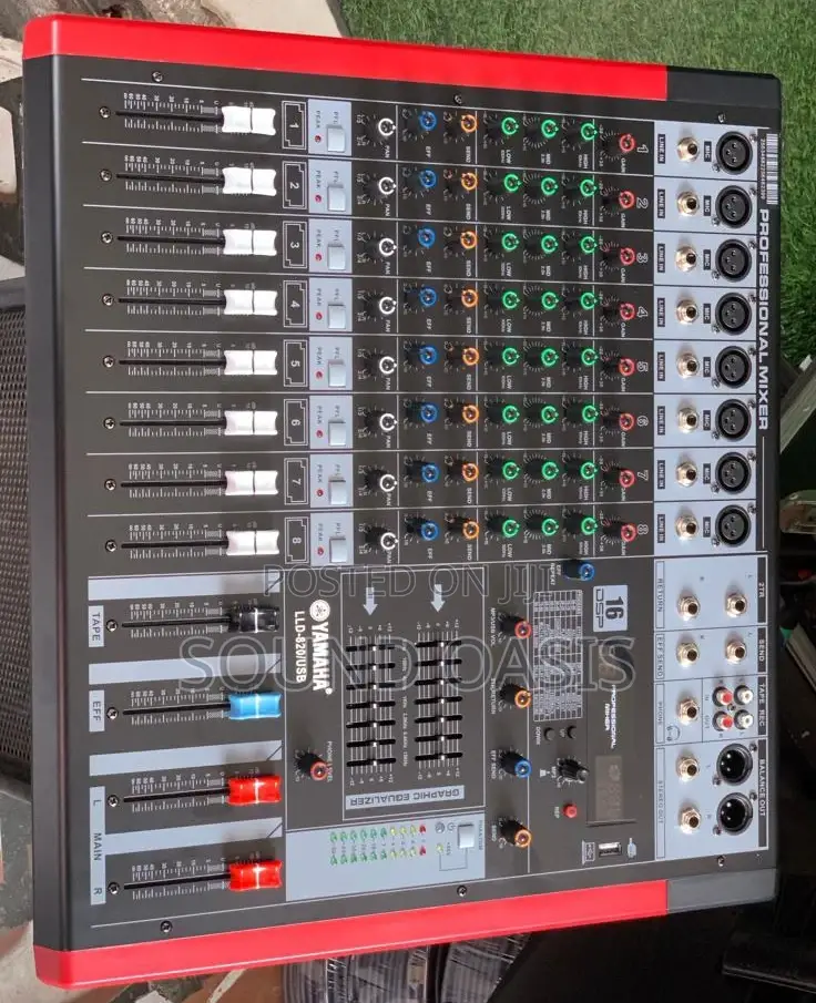 Yamaha LLD-820usb Powered Mixer (8channel)