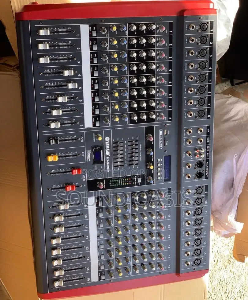 Yamaha BIX-1600USB Powered Mixer (16channel)