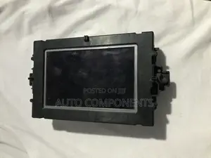 Mercedes Benz W204 (C250) Screen