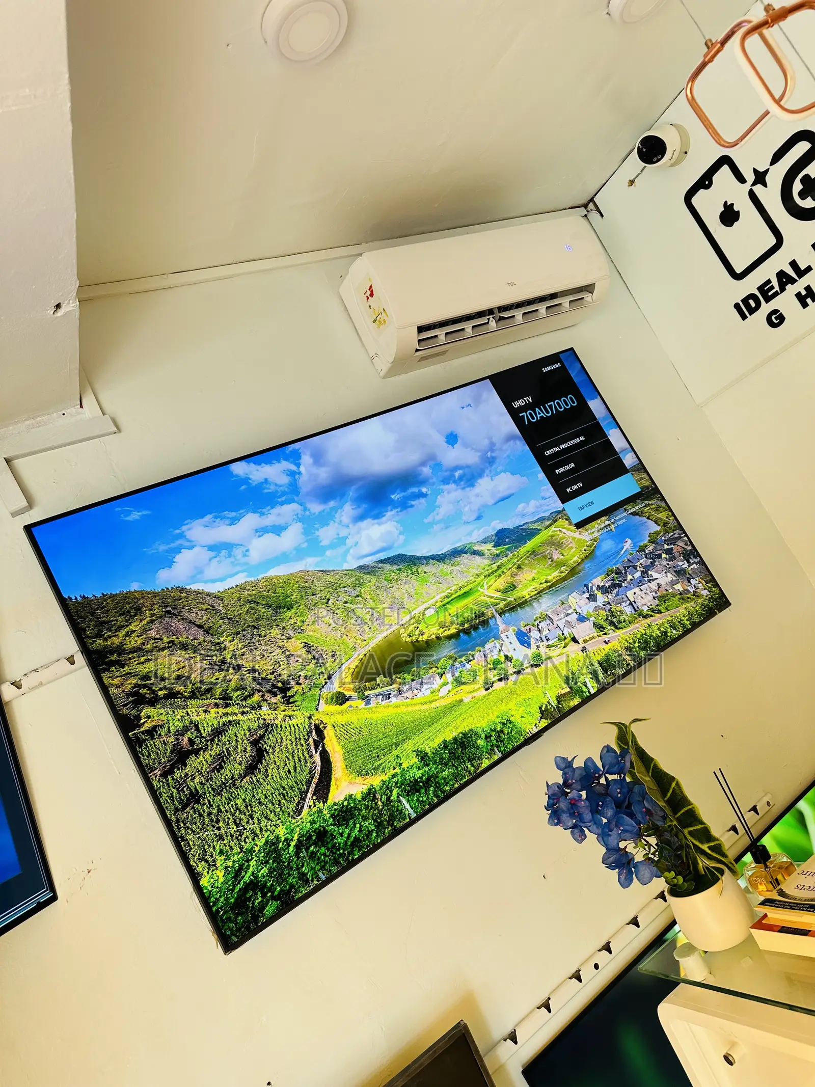 70 Inches Samsung Smart Tv