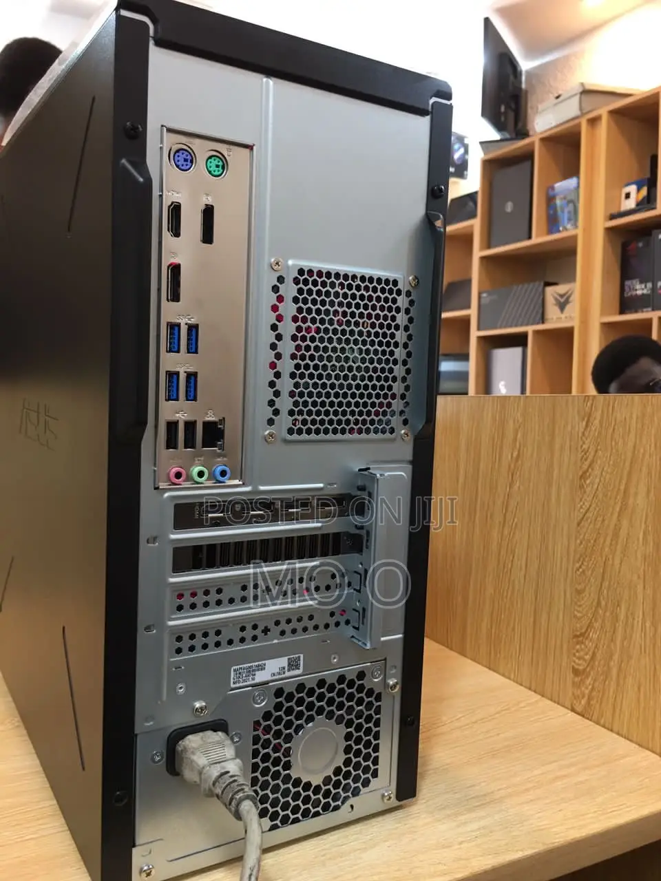 New Desktop Computer Asus ROG STRIX GD30CI 16GB Intel Core I7 SSD 1T