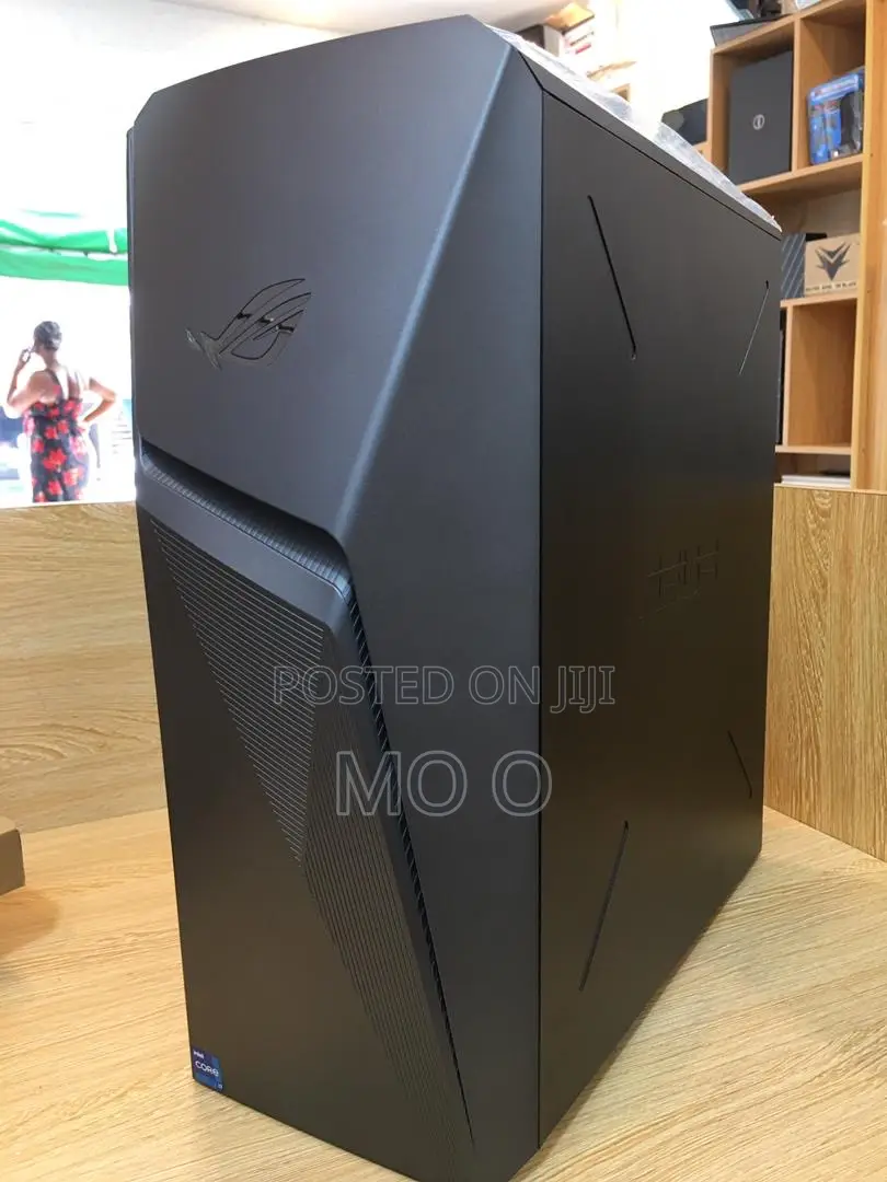 New Desktop Computer Asus ROG STRIX GD30CI 16GB Intel Core I7 SSD 1T