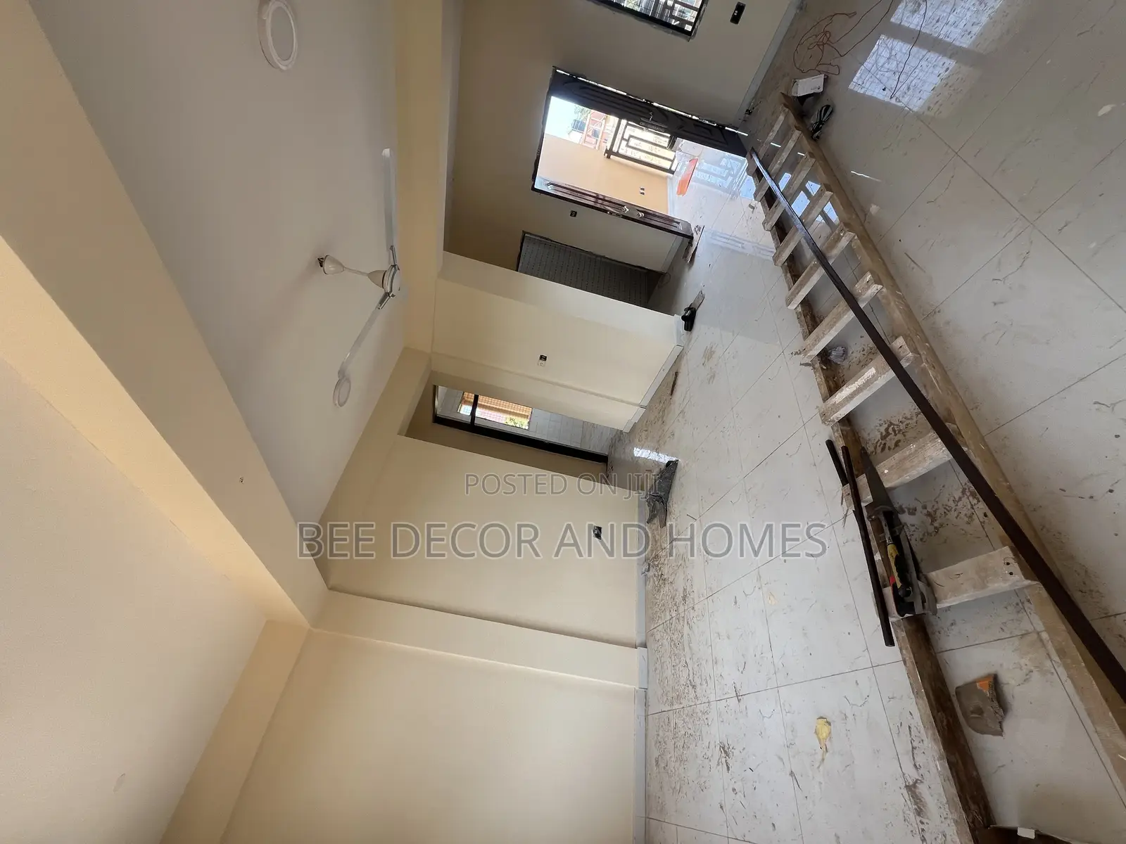 2bdrm Apartment in Bee Decor & Homes, Old Ashomang for rent