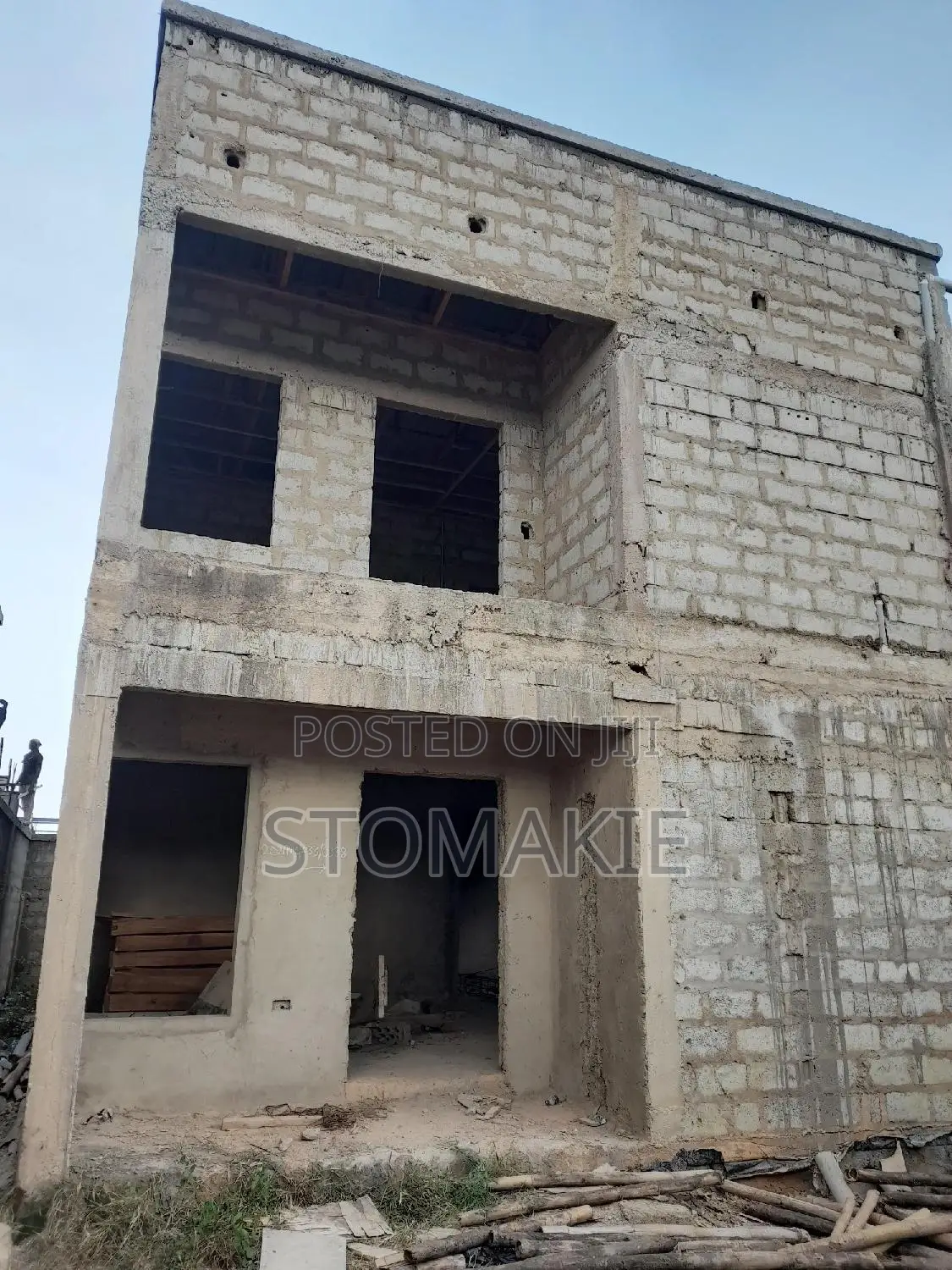 3bdrm House in Estate Gate, East Legon for sale