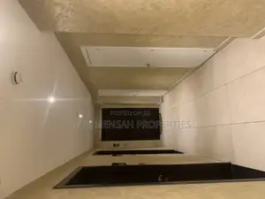2bdrm Apartment in Skm, East Legon for sale