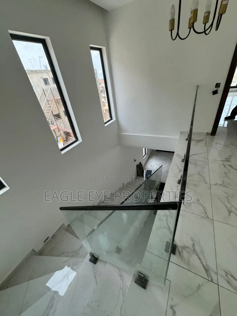3bdrm House in School Junction for sale