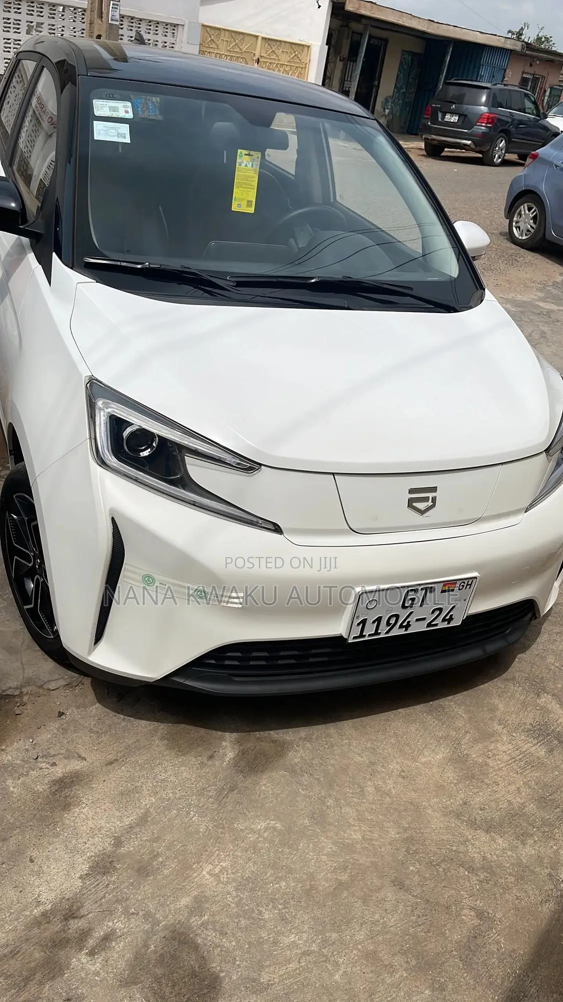 Car 2018 White
