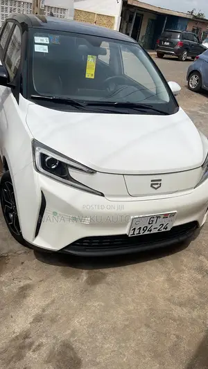Car 2018 White