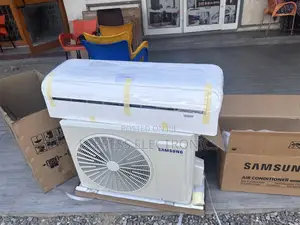 Fabulous Sleek White Air Conditioner Samsung 1.5hp Battery