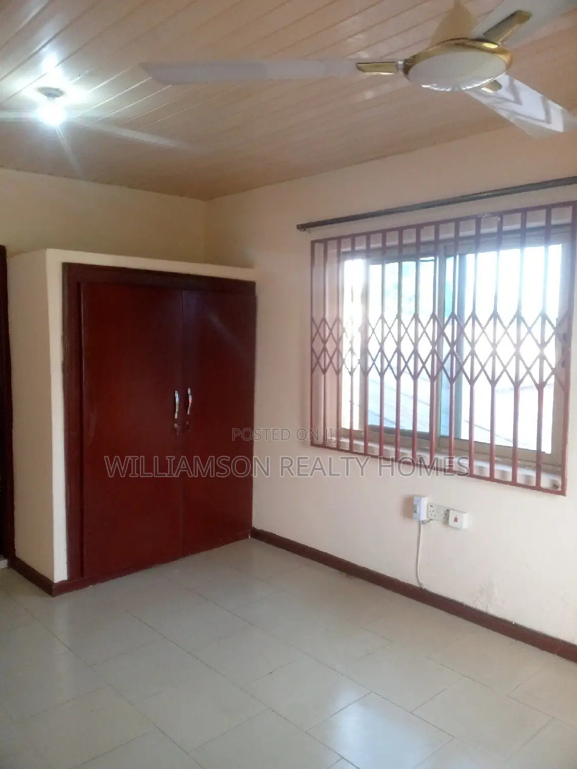 2bdrm Apartment in Community 18 Area, Spintex for rent