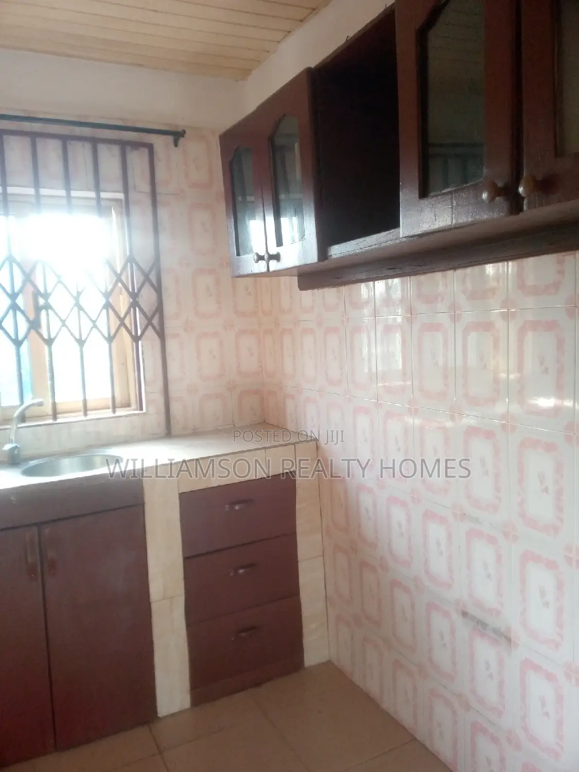 2bdrm Apartment in Community 18 Area, Spintex for rent