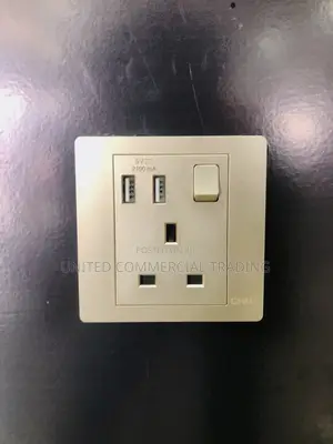 Socket (W 2 USB )