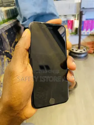 New Apple iPhone 8 64 GB Black