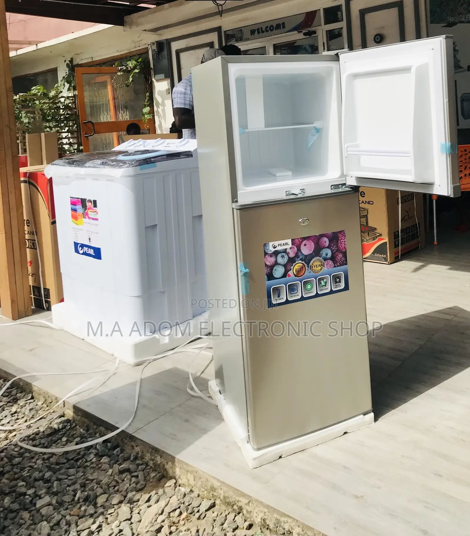 High Quality Pearl Pf-172-2b 2 Door Electric Refrigerator.