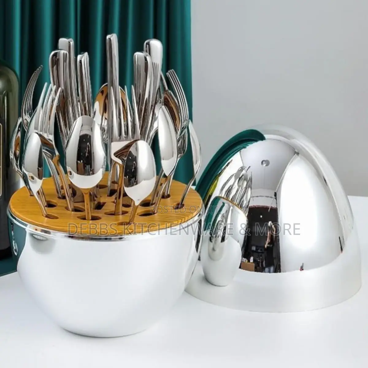 Egg Shape Luxury Cutlery Set