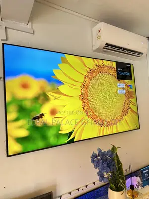 70 Inches Samsung Smart Tv