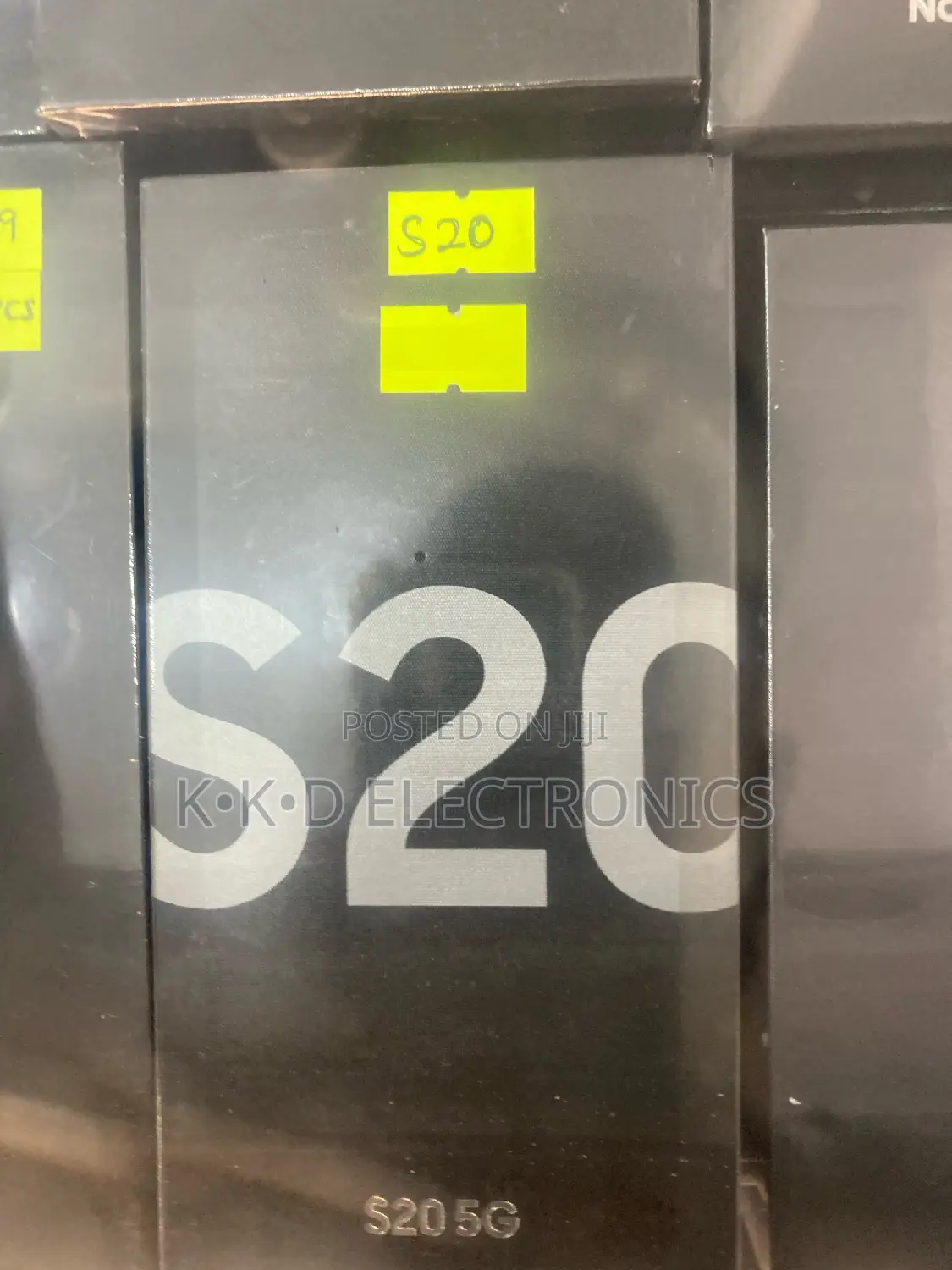 New Samsung Galaxy S20 128 GB Black