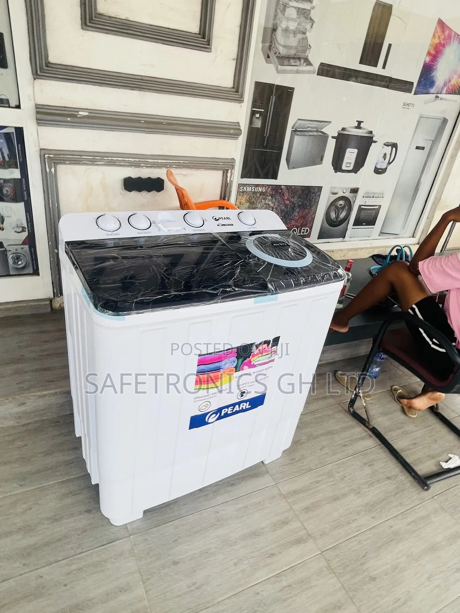 Topload Semiautomatic 12kg Pearl Electric Washingmachine