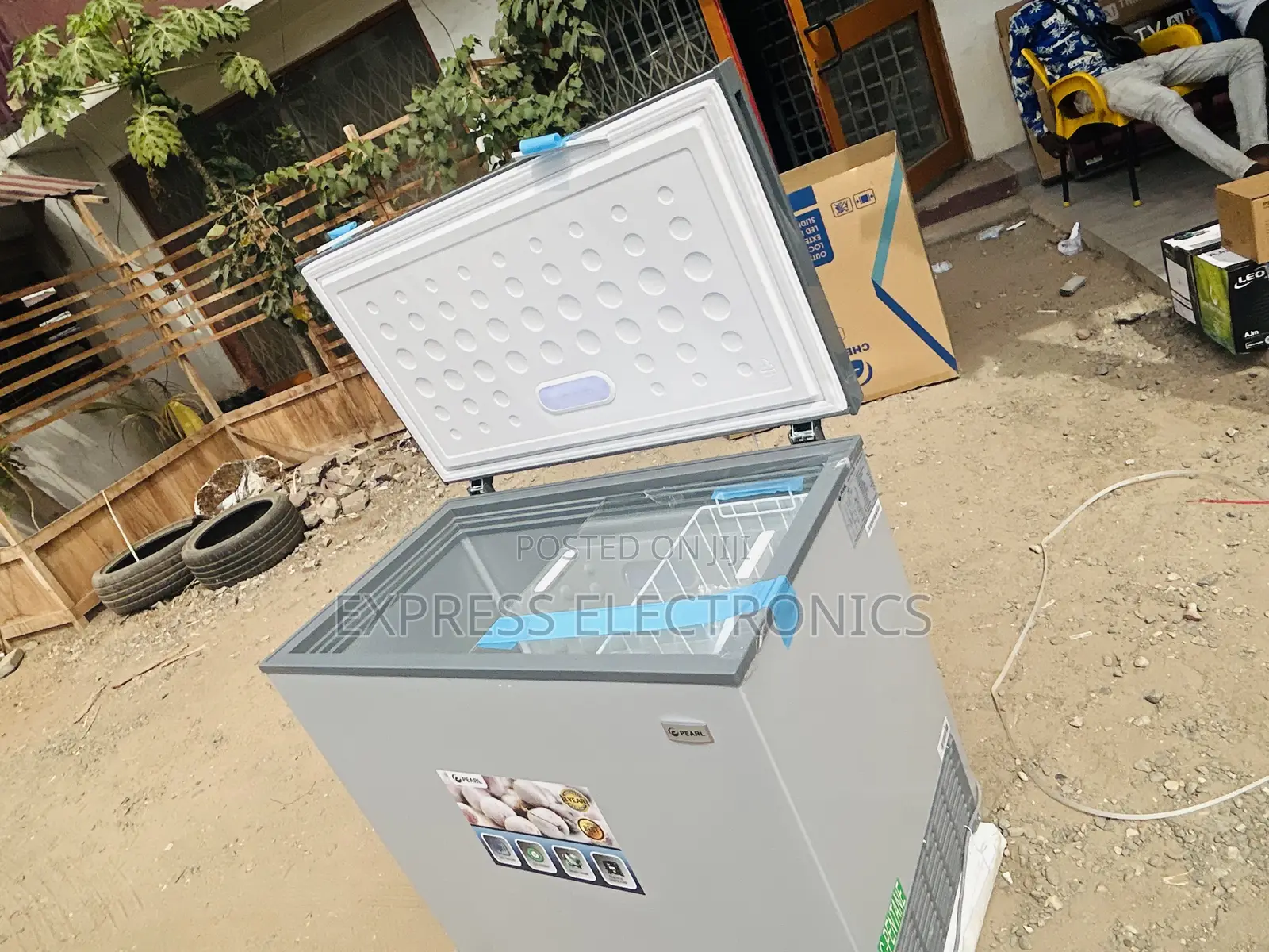 Very Cool Chest Single Door Freezer 200L Pearl 