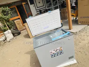 High Performance Chest Freezer Single Door Pearl 200L Grey