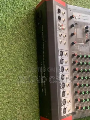 JAC PL-810/USB 8channel Powered Mixer
