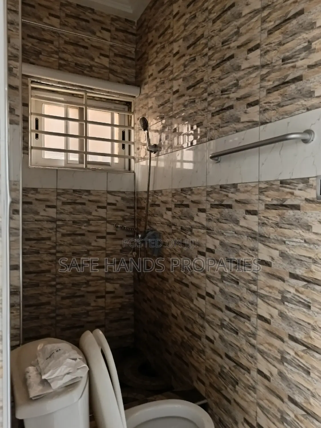 2bdrm Apartment in Lake Side Estate for rent