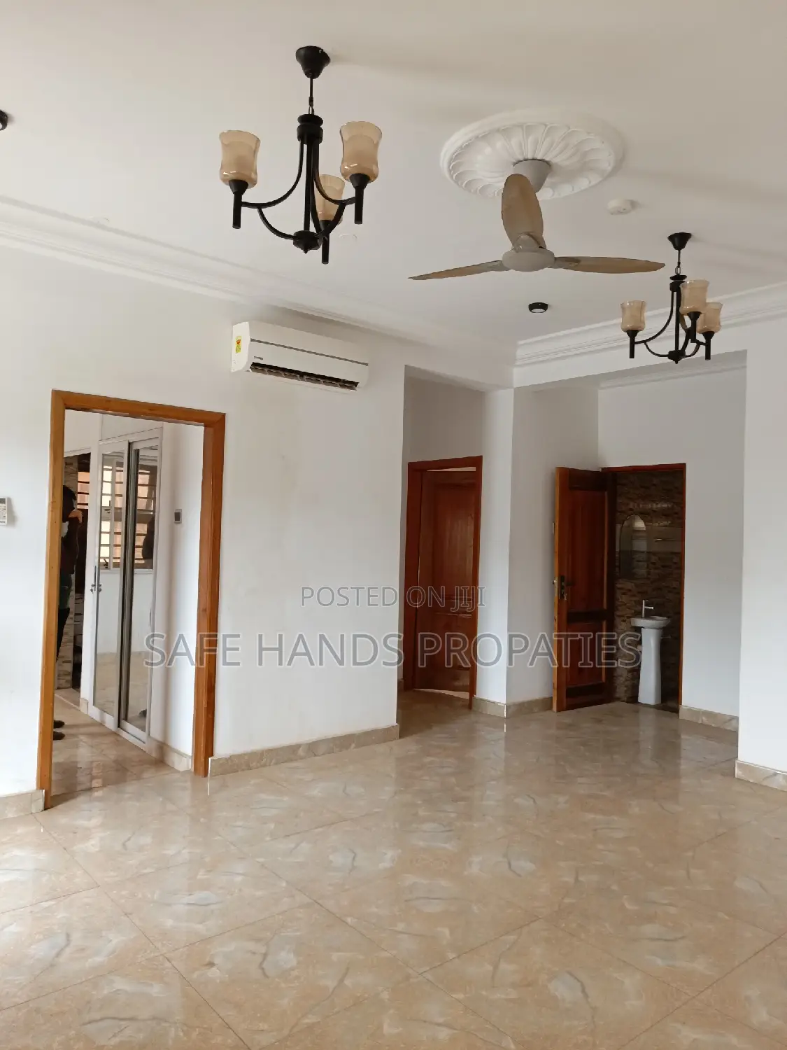 2bdrm Apartment in Lake Side Estate for rent