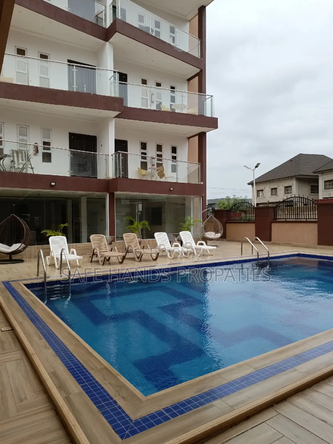 2bdrm Apartment in Lake Side Estate for rent