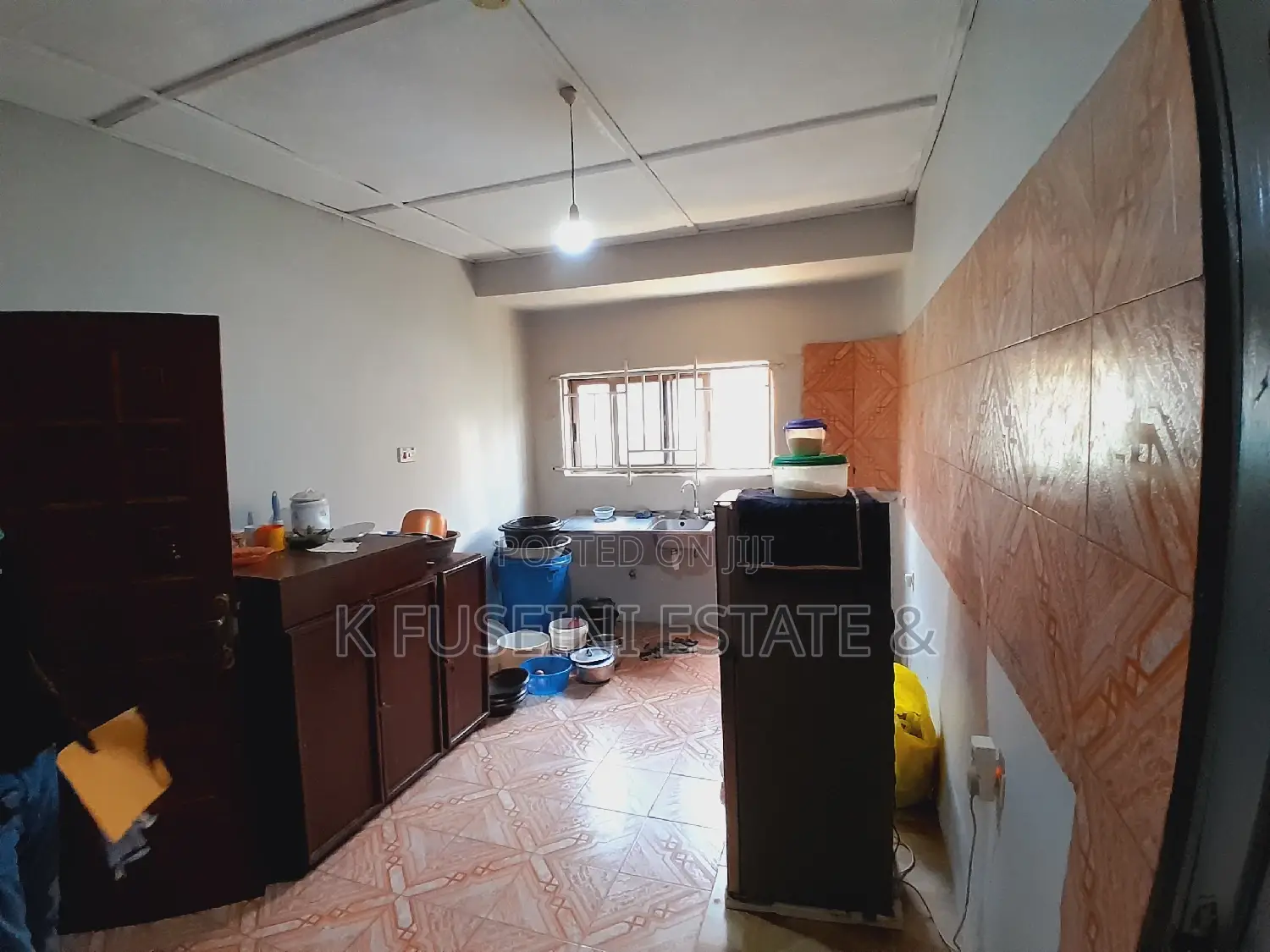 8bdrm House in K Fuseini Estate, Kumasi Metropolitan for sale