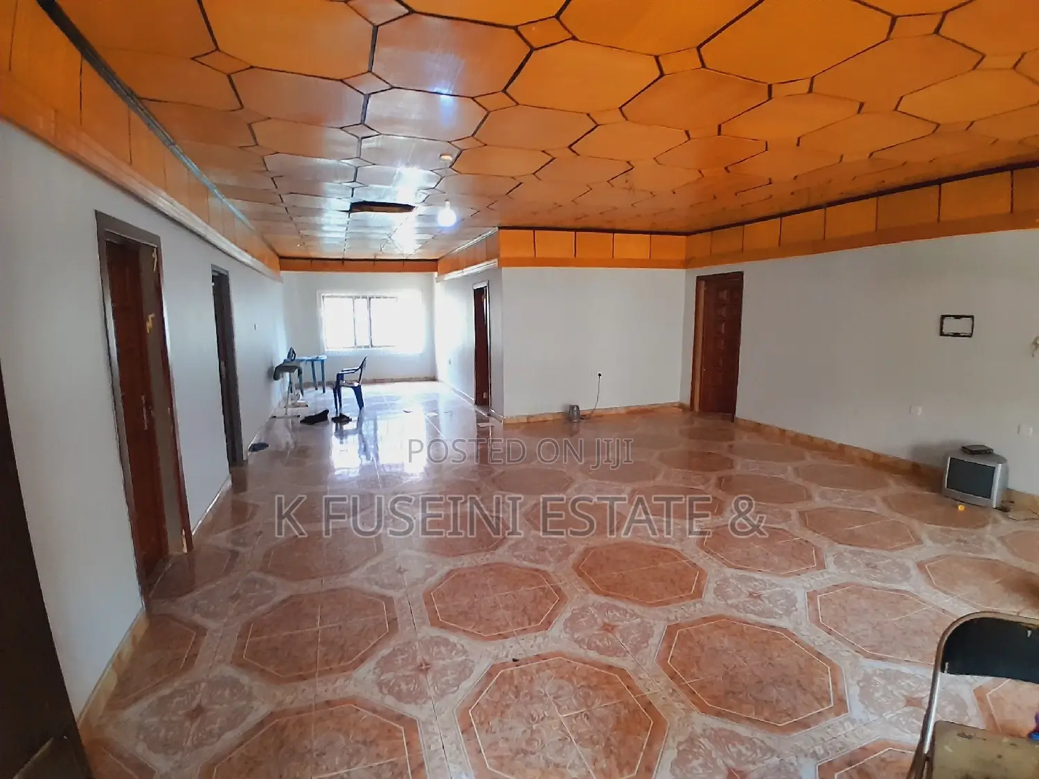 8bdrm House in K Fuseini Estate, Kumasi Metropolitan for sale