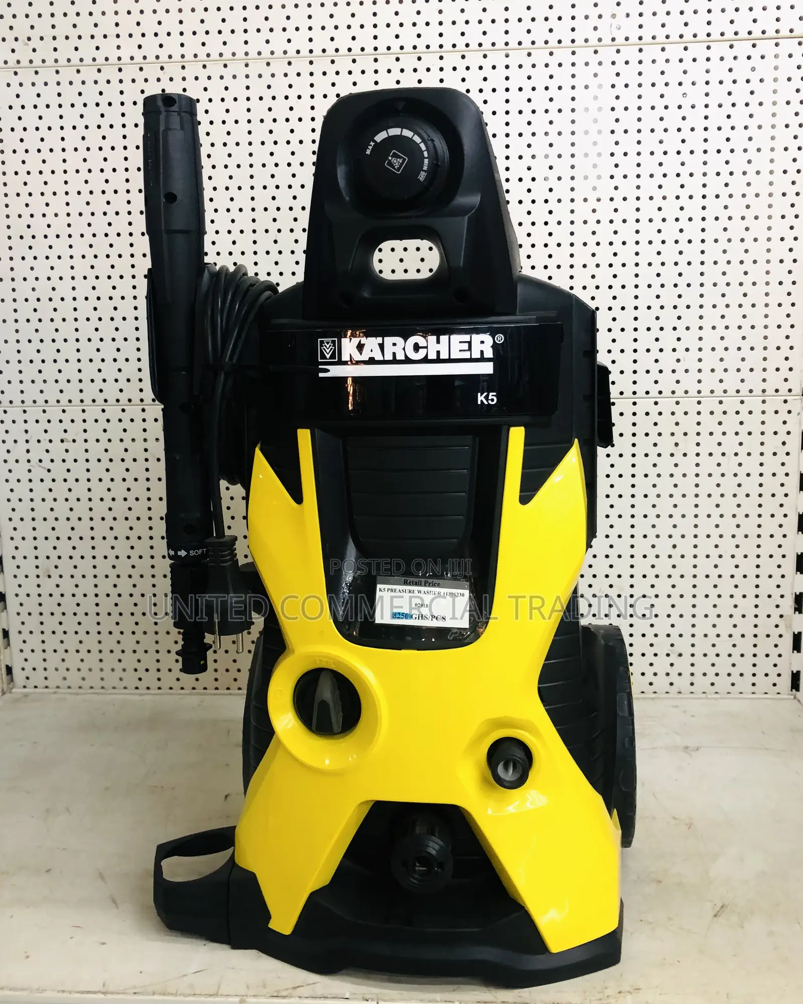 Pressure Washer ()