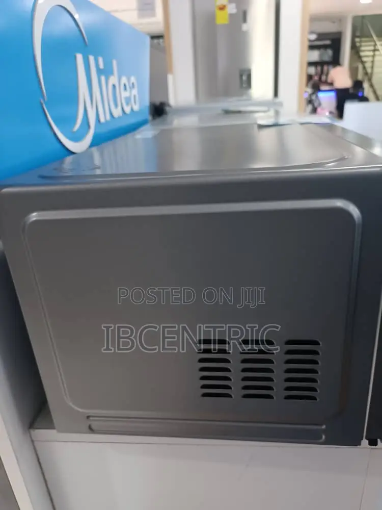 Midea 30 Litres Solo Microwave