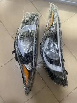 Hyundai Elantra 2014 Headlight