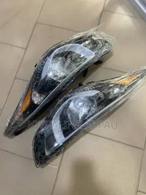 Hyundai Elantra 2014 Headlight