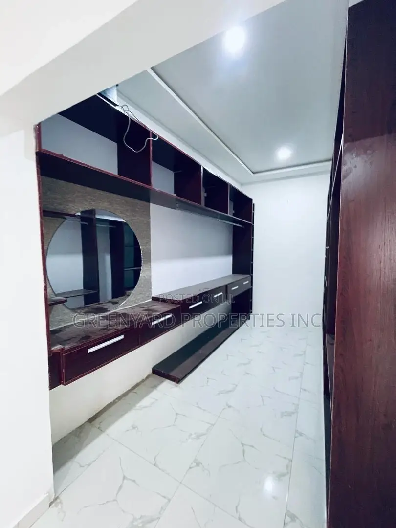 4bdrm Townhouse / Terrace in East Legon Hills for rent