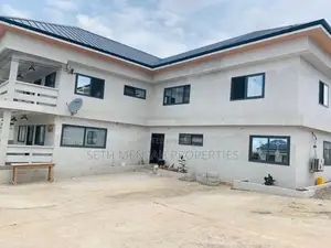 6bdrm House in Skm, Achimota for rent