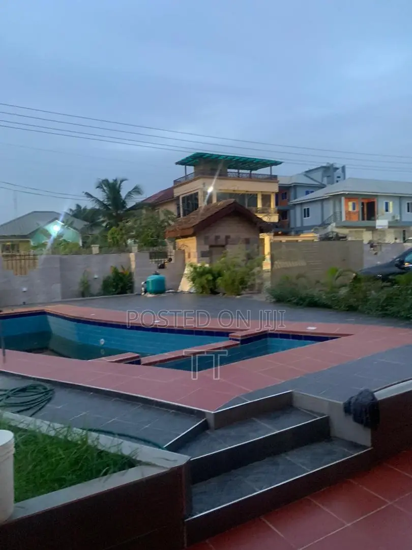 2bdrm Apartment in Teshie Manet for rent