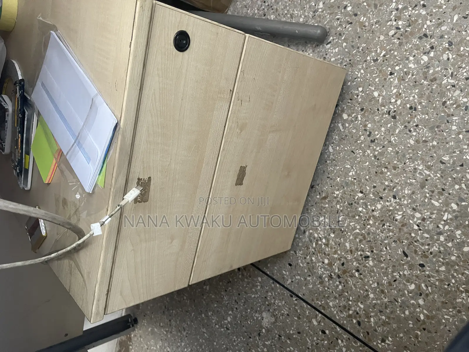 Executive Office Table With Drawer Locker