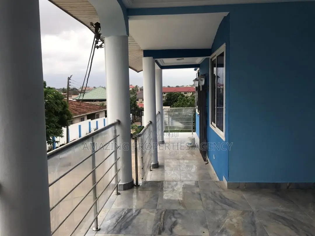 6bdrm House in East Legon for rent