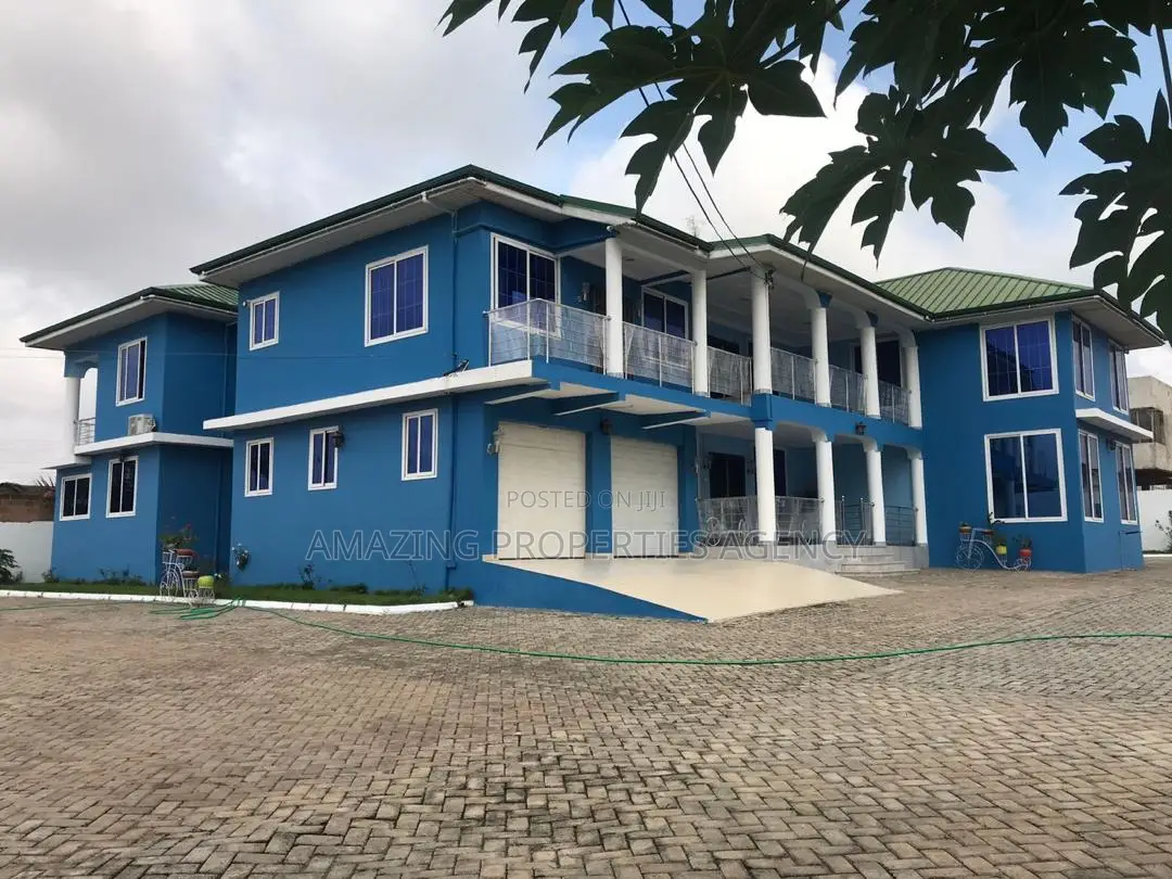 6bdrm House in East Legon for rent