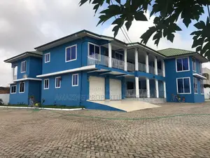 6bdrm House in East Legon for rent