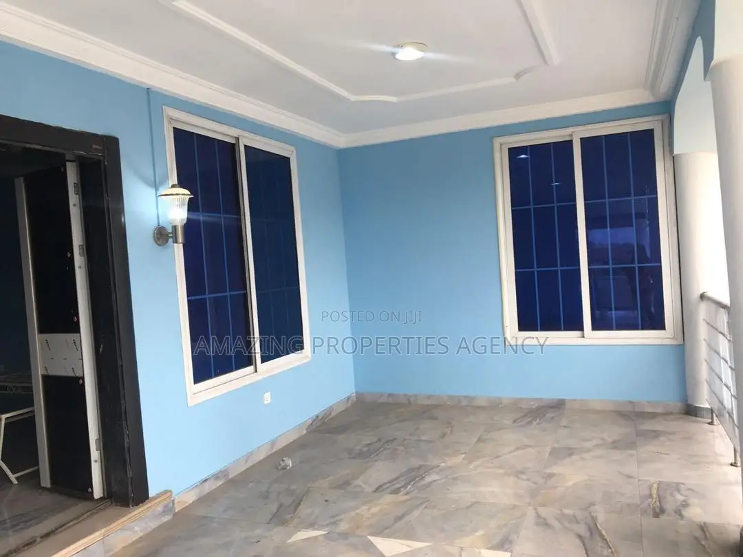 6bdrm House in East Legon for rent