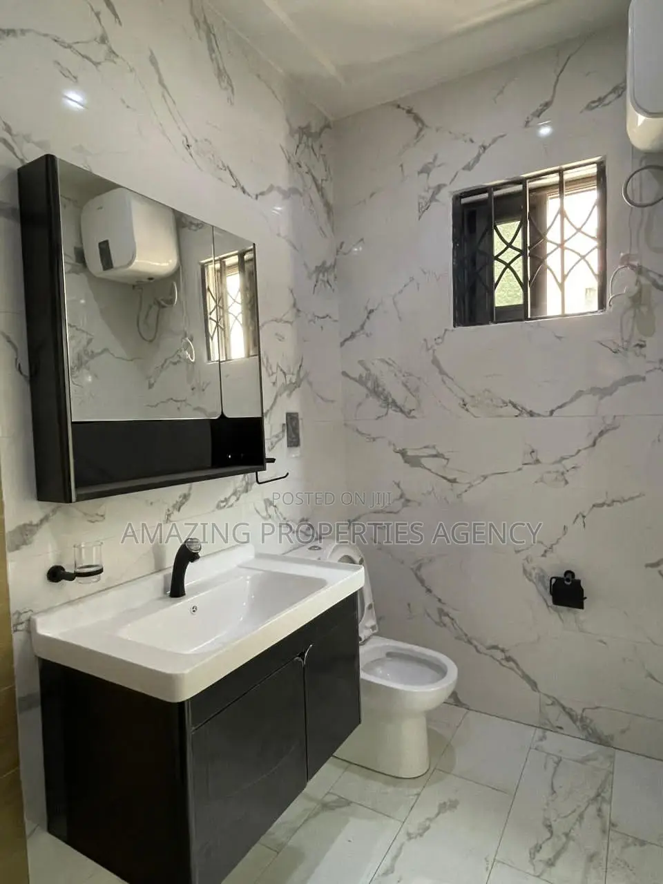 6bdrm House in East Legon for rent